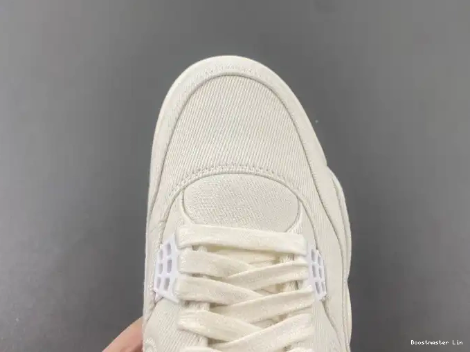 Bmlin Air 4 Jordan x AO2571-100 Levi's 'White' 0601